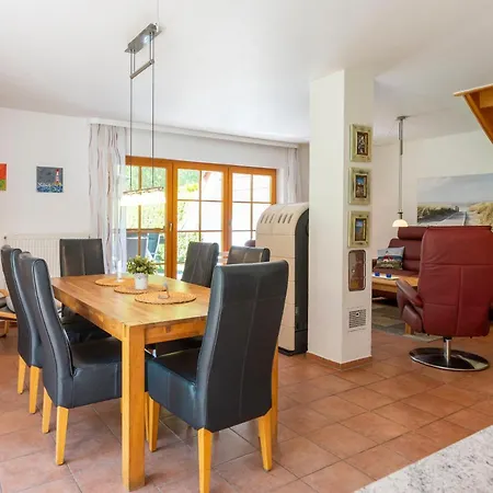 Freesenbruch Doppelhaushaelfte 9 - Waldblick * Zingst