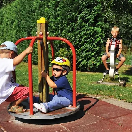 Nyaraló Freesenbruch Doppelhaushaelfte 9 - Waldblick Zingst