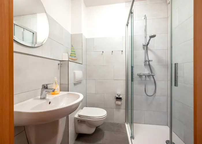 Freesenbruch Doppelhaushaelfte 9 - Waldblick Casa de Férias Zingst