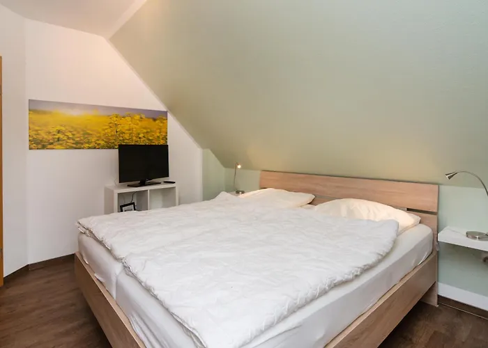 Freesenbruch Doppelhaushaelfte 9 - Waldblick * Zingst